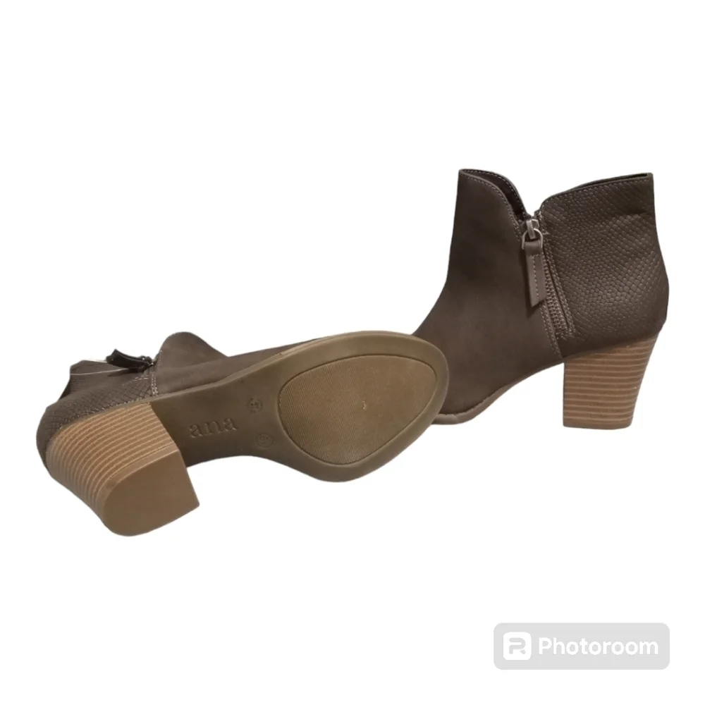 a.n.a Palo Ankle Boots Size 6.5M - Picture 14 of 14
